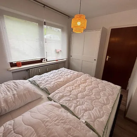 Mit Weitblick, 50 Qm, Ueberdachter Balkon Apartman *