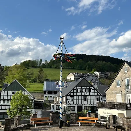 Mit Weitblick, 50 Qm, Ueberdachter Balkon Lejlighed