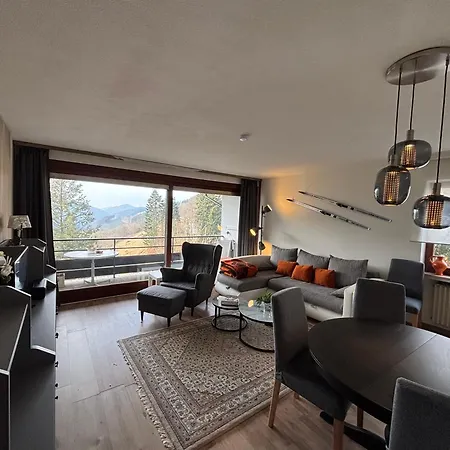 Mit Weitblick, 50 Qm, Ueberdachter Balkon Apartment