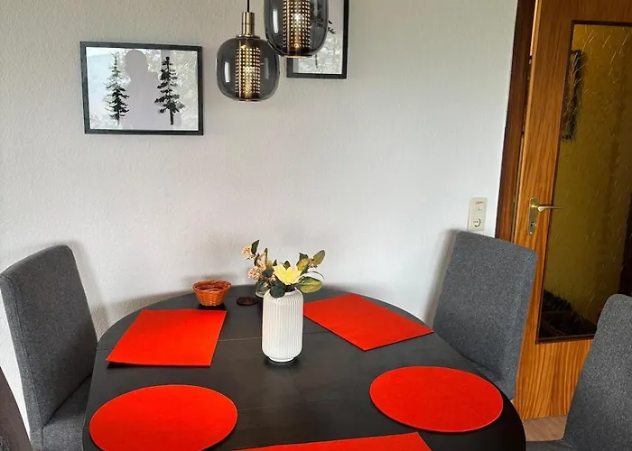 Appartement Mit Weitblick, 50 Qm, Ueberdachter Balkon