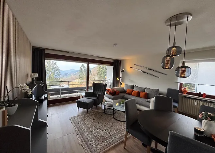 Mit Weitblick, 50 Qm, Ueberdachter Balkon Appartement